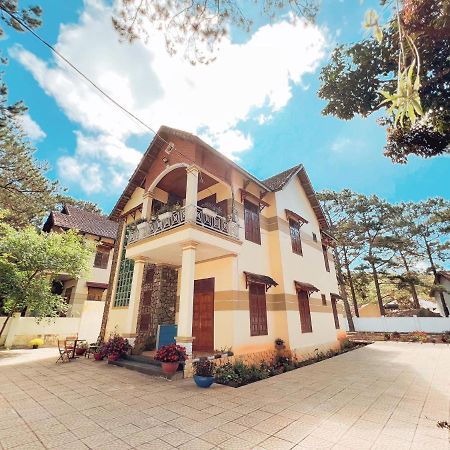 Vita Homestay Mang Den Kon Von Kla Extérieur photo